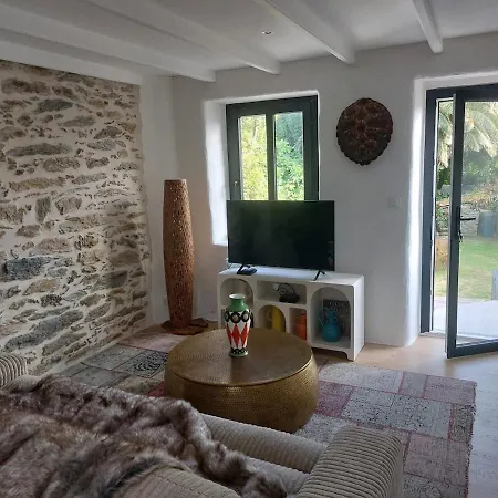 Maison Ile De & Sa Voiture Groix